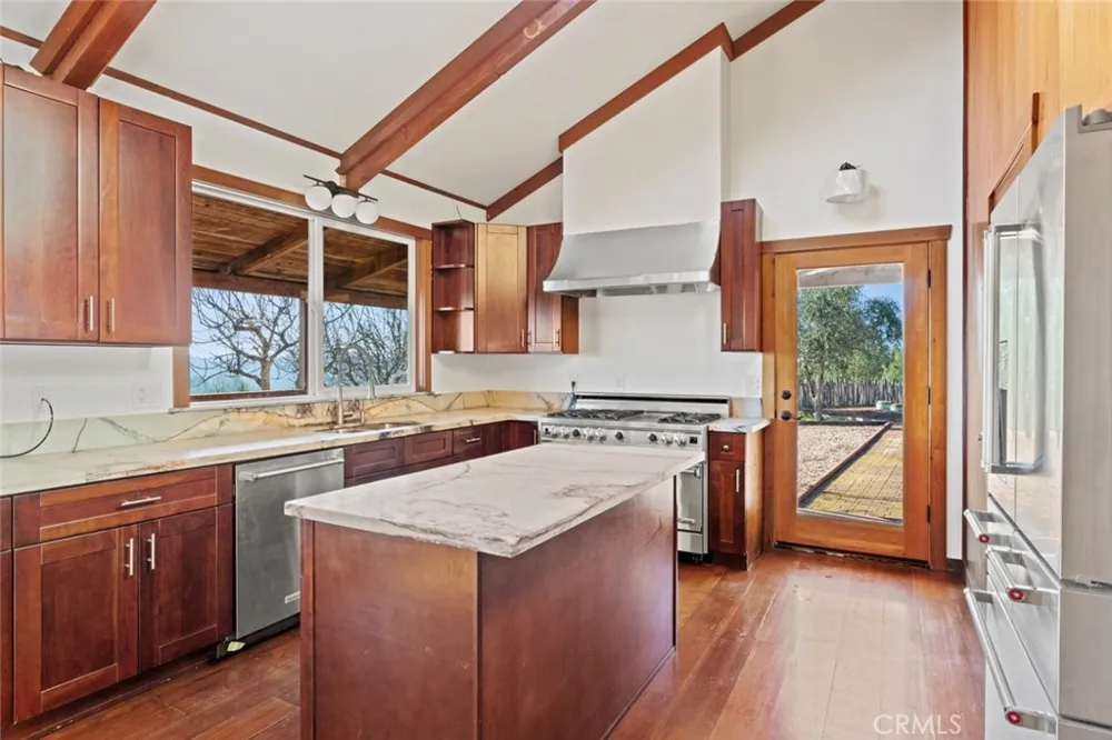 13600 Docker Hill Rd Comptche, CA 95427