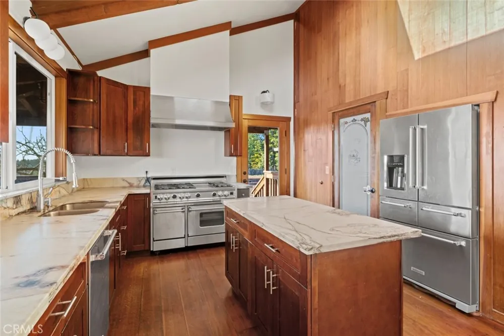 13600 Docker Hill Rd Comptche, CA 95427