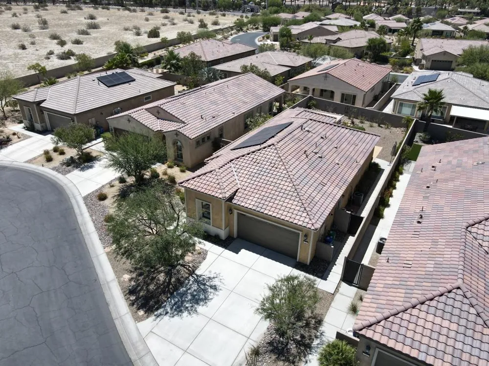 25 Pinot Noir Rancho Mirage, CA 92270