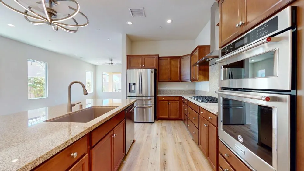25 Pinot Noir Rancho Mirage, CA 92270