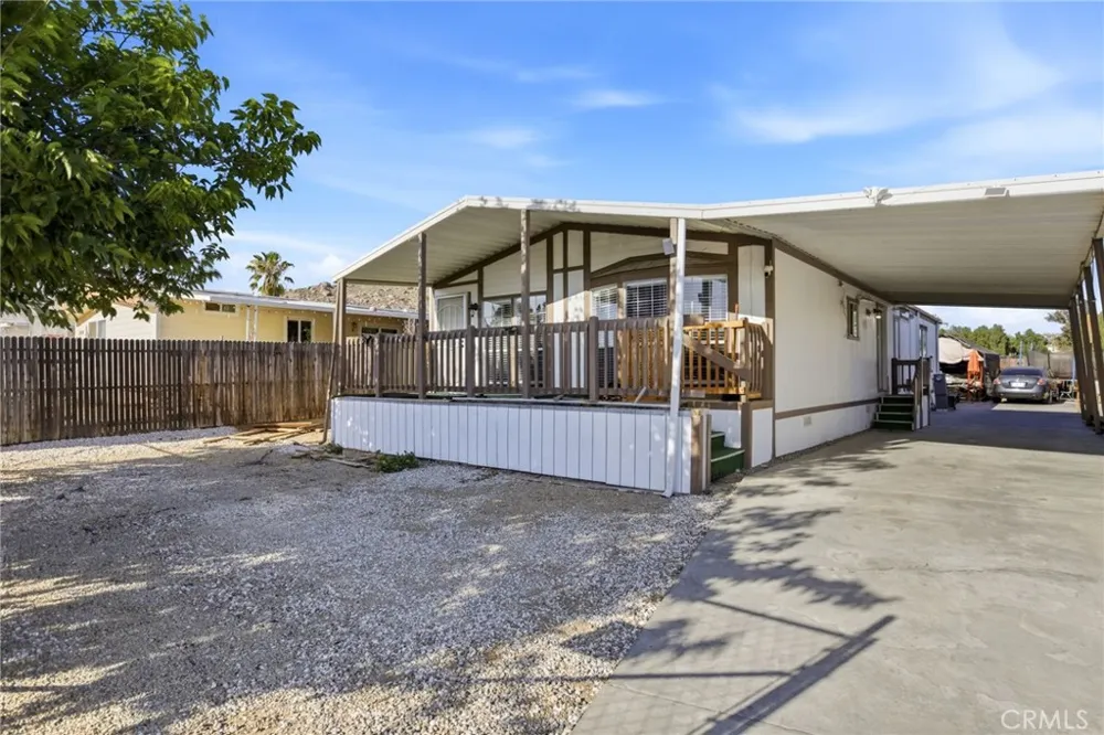 25114 Avenida Valencia Homeland, CA 92548