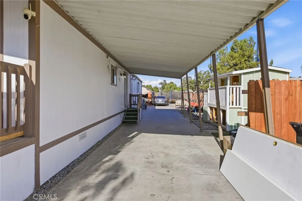 25114 Avenida Valencia Homeland, CA 92548
