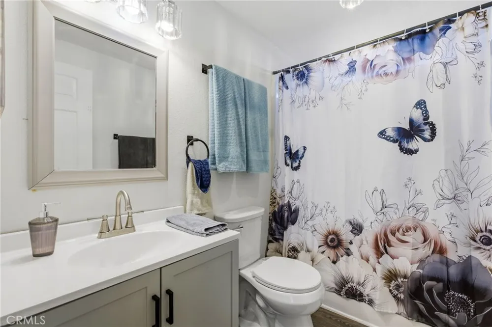 25114 Avenida Valencia Homeland, CA 92548