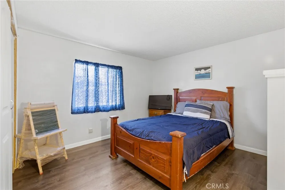 25114 Avenida Valencia Homeland, CA 92548