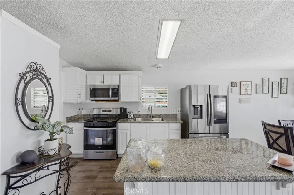 25114 Avenida Valencia Homeland, CA 92548