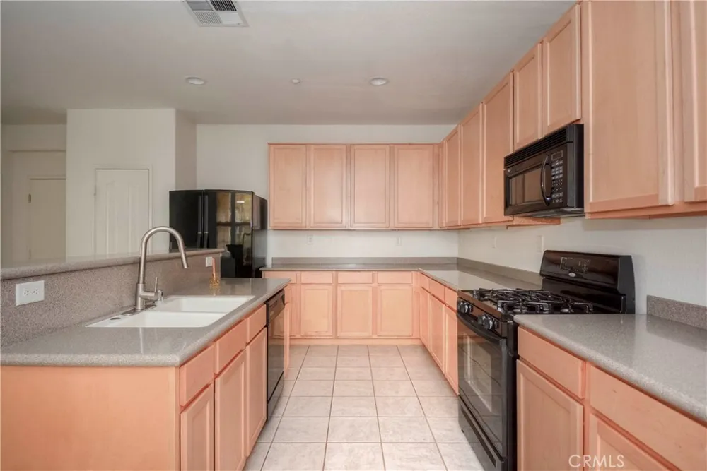7353 Ellena W #148 Rancho Cucamonga, CA 91730
