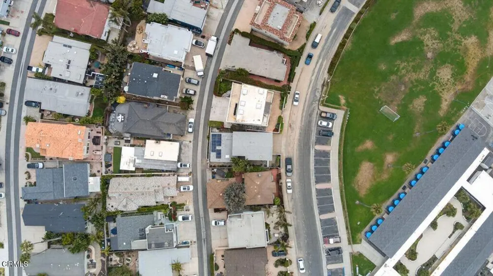 1248 Marthas Vineyard Court Ventura, CA 93001