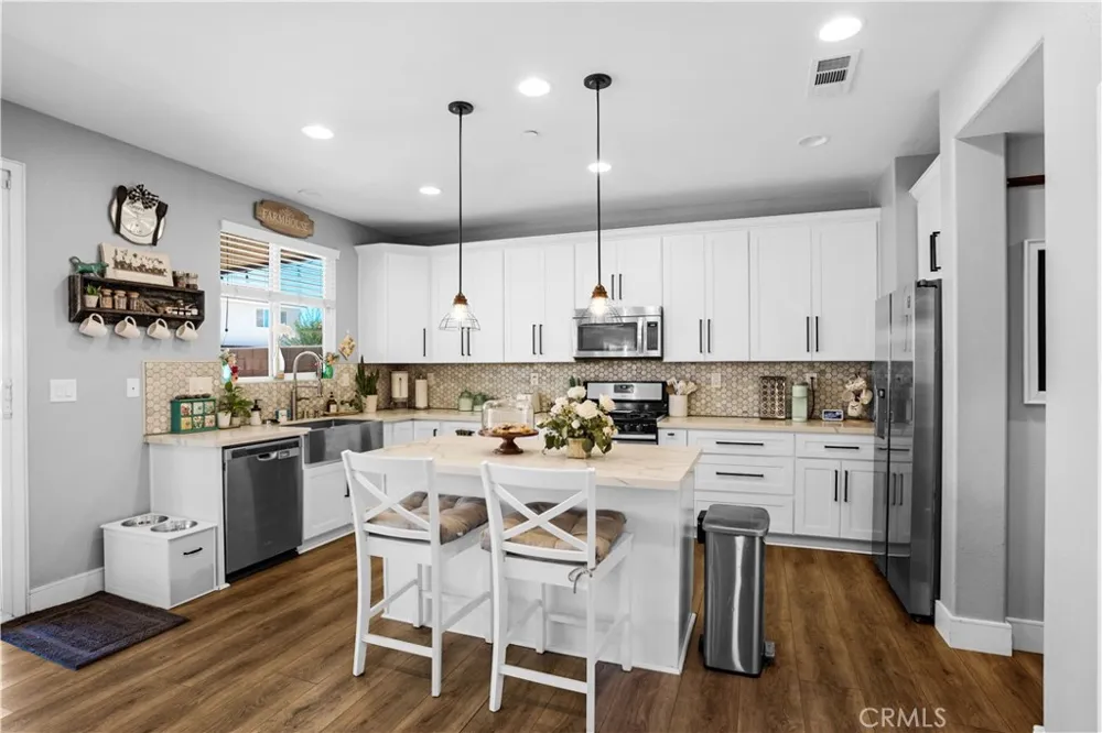 34900 Old Vine Court Winchester, CA 92596