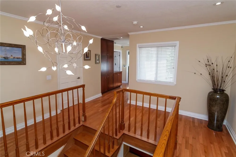7019 Woodstone Place West Hills, CA 91307