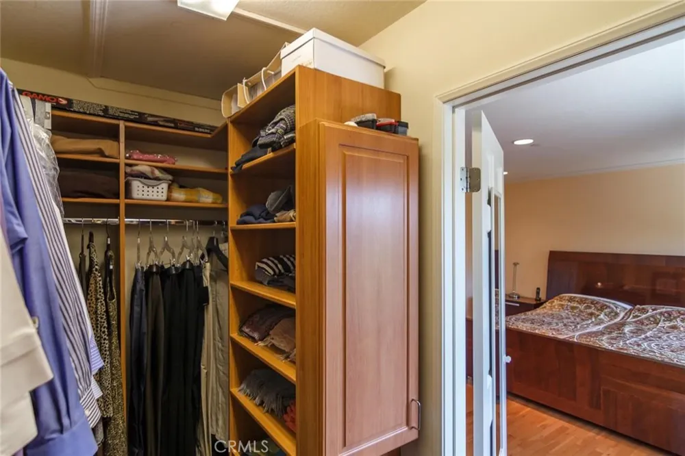 7019 Woodstone Place West Hills, CA 91307