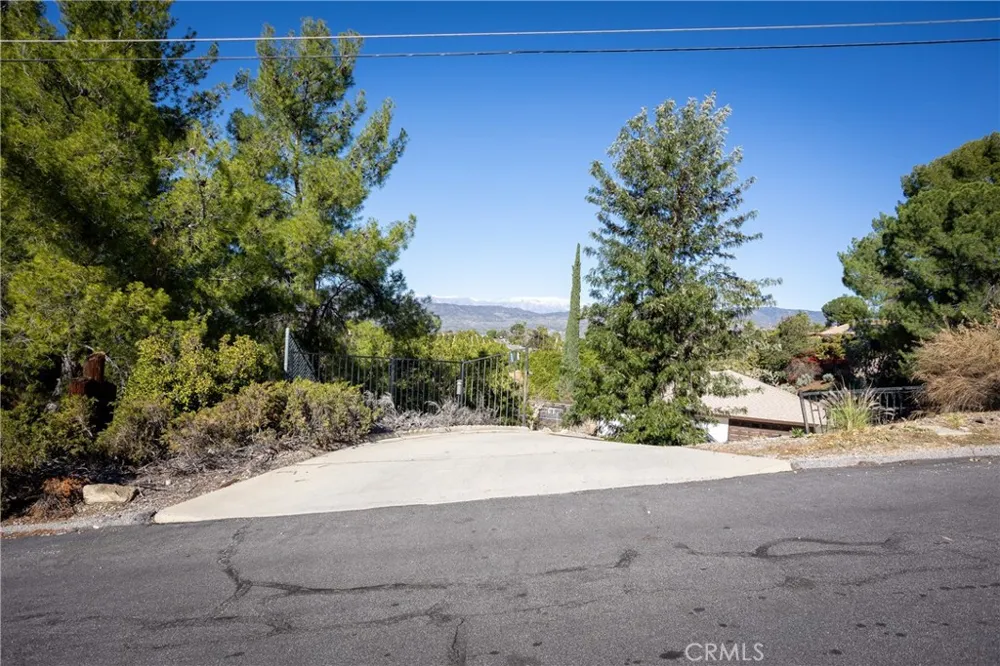 44750 Adobe Drive Hemet, CA 92544