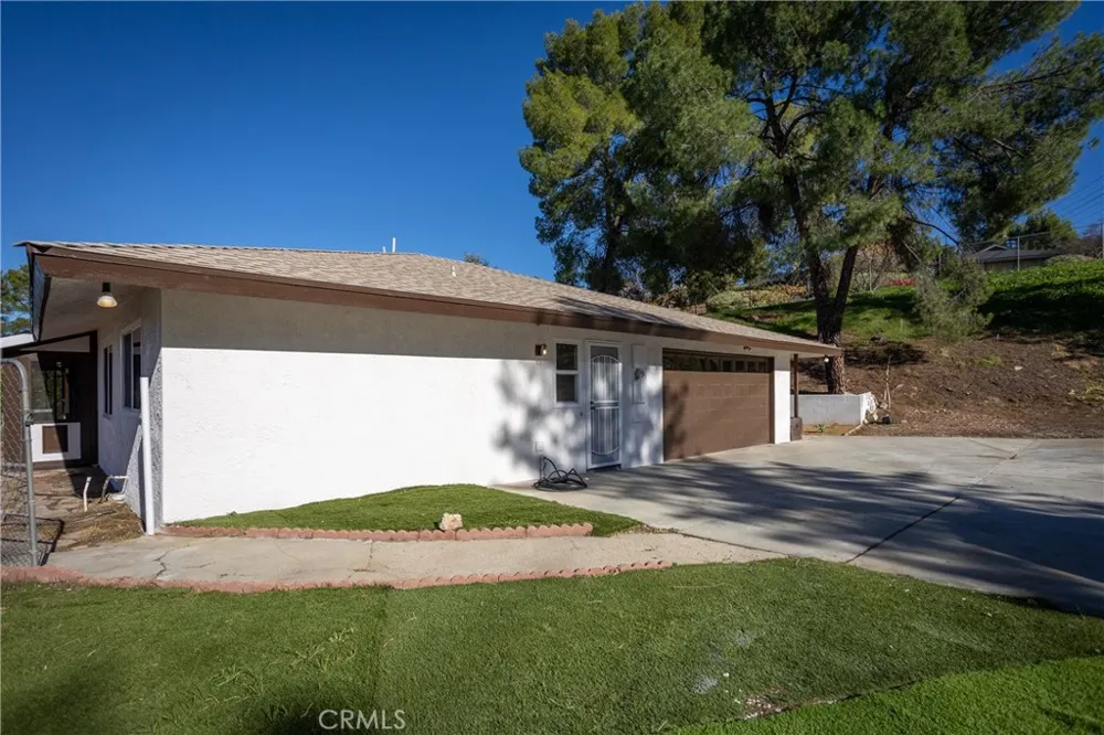 44750 Adobe Drive Hemet, CA 92544