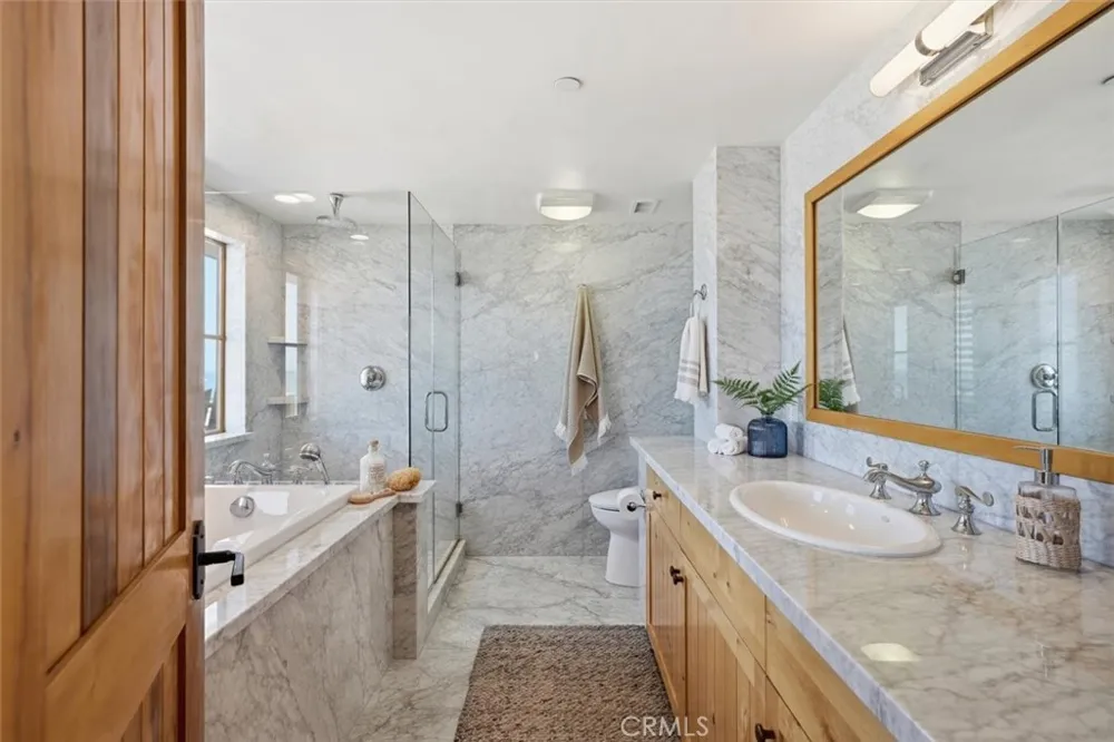 807 Esplanade Redondo Beach, CA 90277