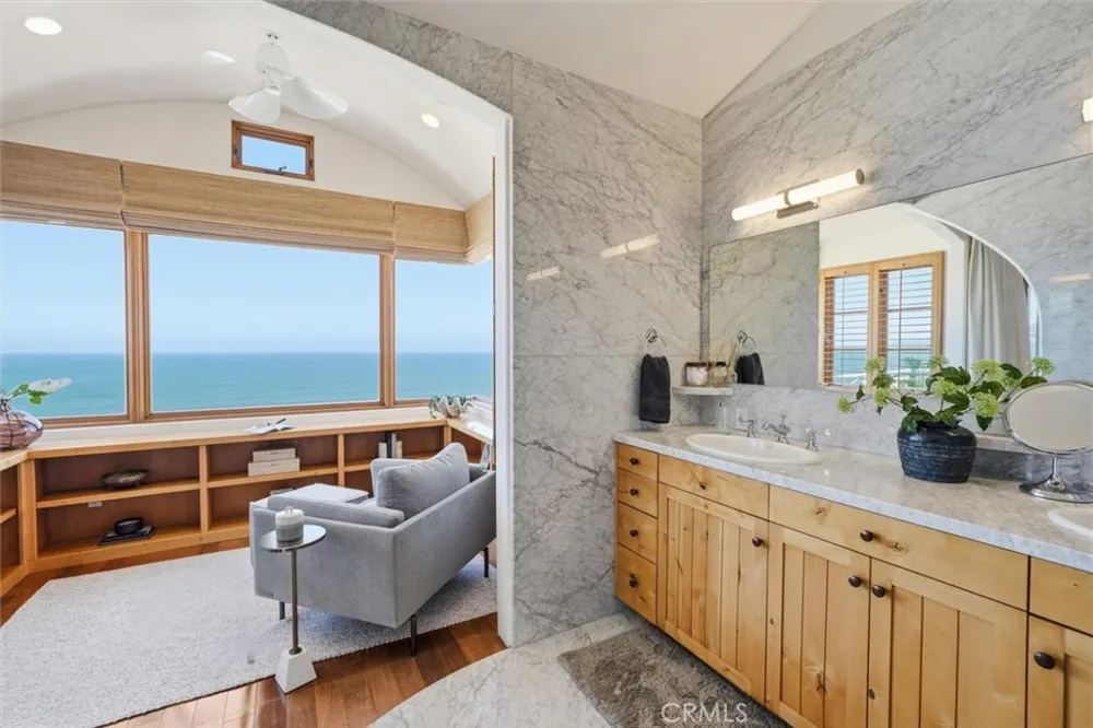 807 Esplanade Redondo Beach, CA 90277