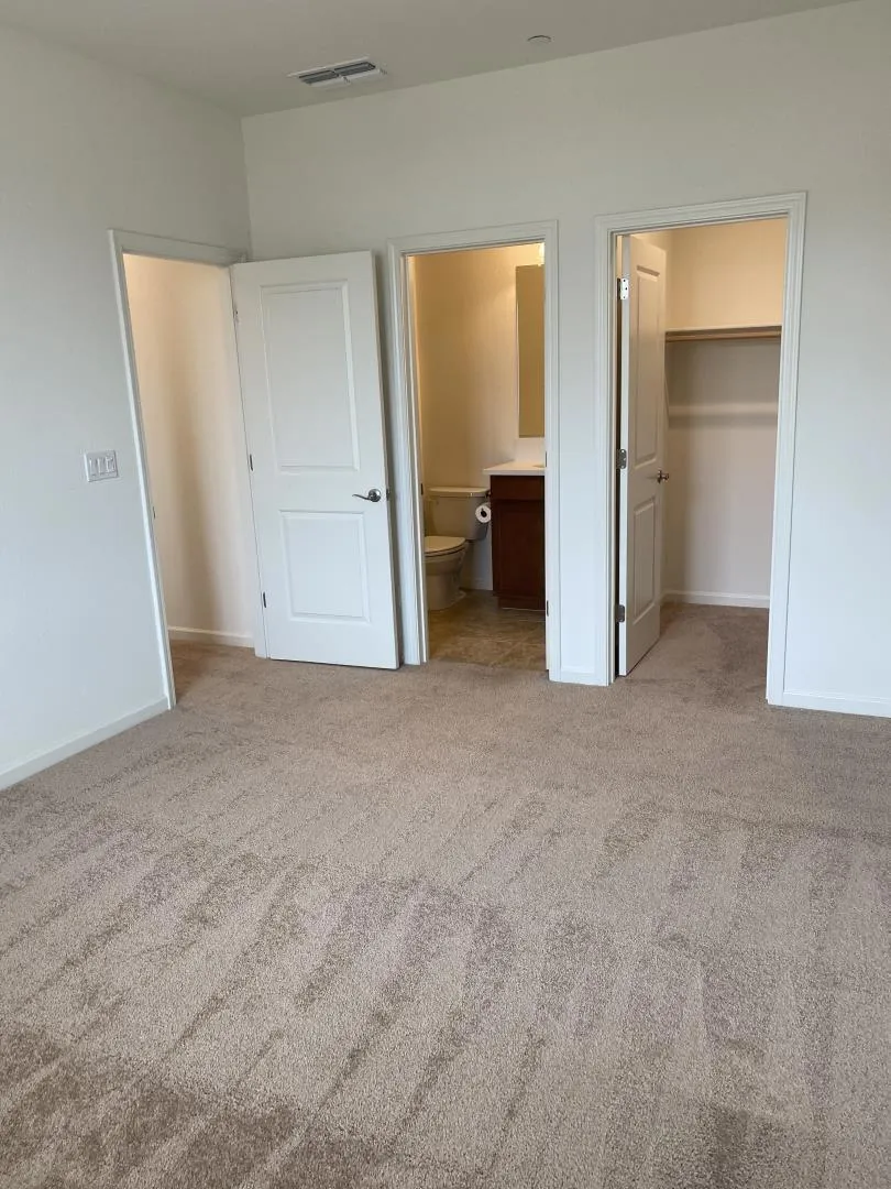559 Lovejoy Lane Lincoln, CA 95648
