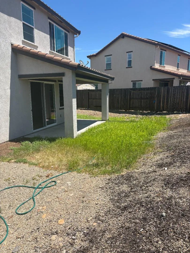 559 Lovejoy Lane Lincoln, CA 95648
