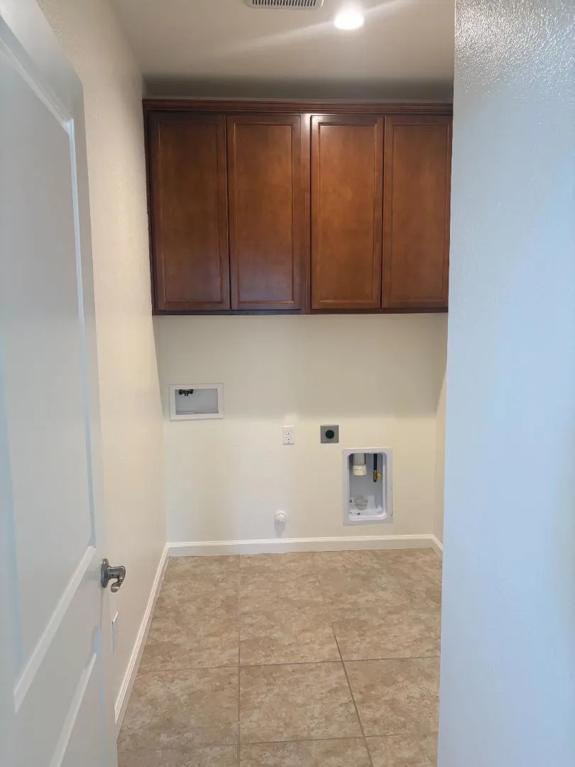 559 Lovejoy Lane Lincoln, CA 95648