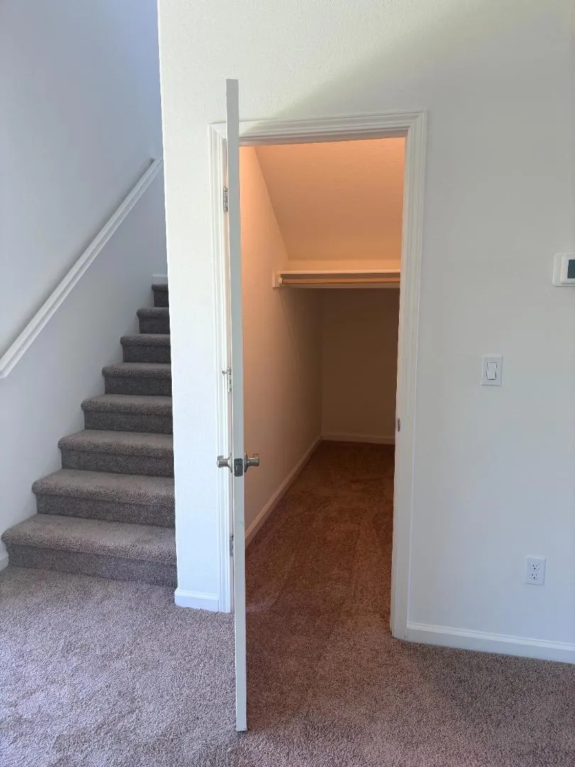 559 Lovejoy Lane Lincoln, CA 95648
