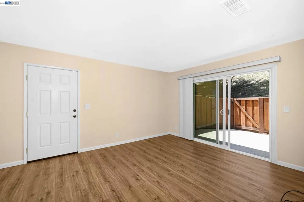 1202 Spring Valley Cmn Livermore, CA 94551