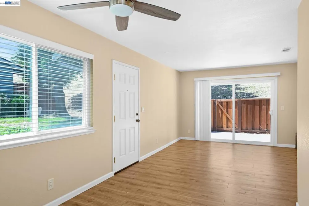 1202 Spring Valley Cmn Livermore, CA 94551