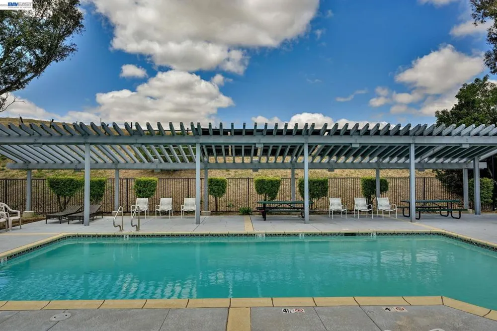 1202 Spring Valley Cmn Livermore, CA 94551