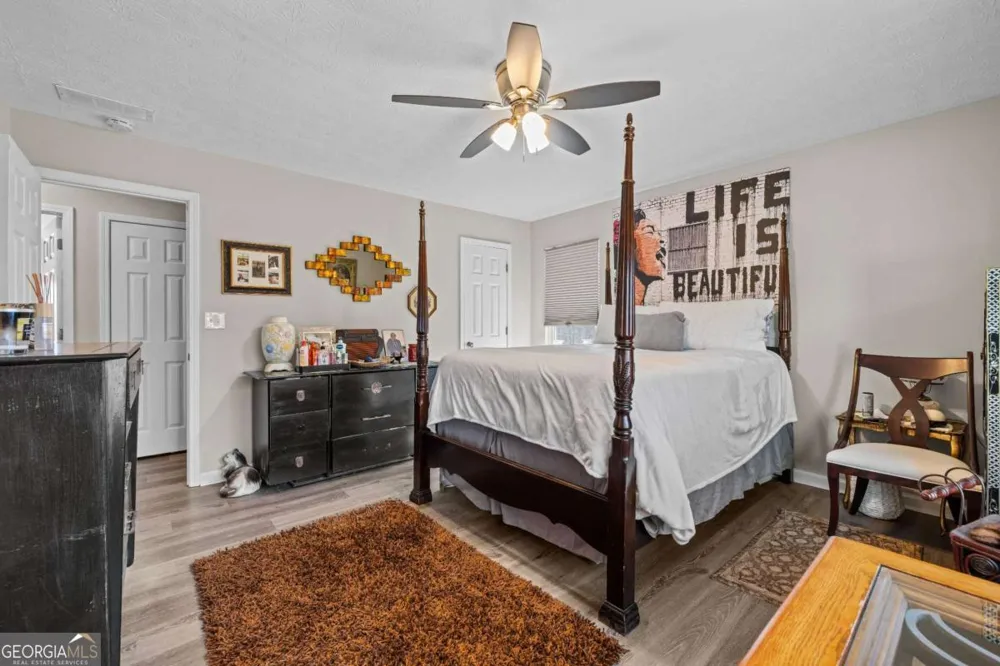 6324 Amberly RD Rex, GA 30273