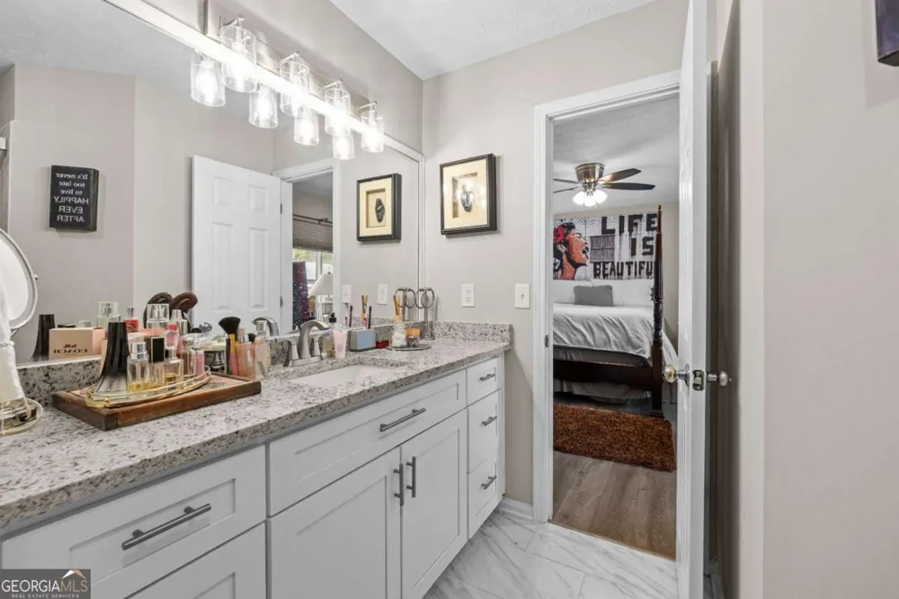 6324 Amberly RD Rex, GA 30273