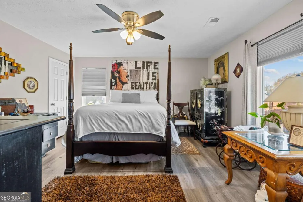 6324 Amberly RD Rex, GA 30273