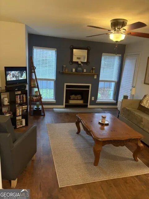 416 Granville CT Sandy Springs, GA 30328