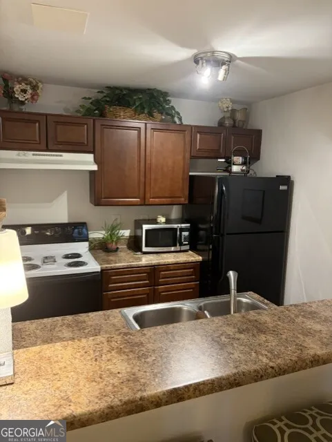 416 Granville CT Sandy Springs, GA 30328