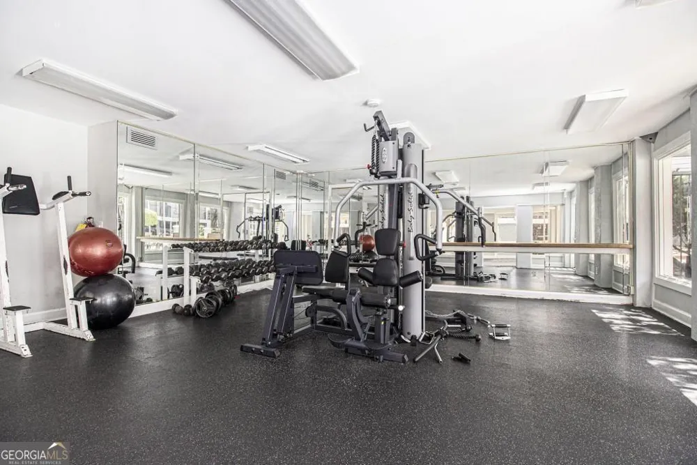 416 Granville CT Sandy Springs, GA 30328