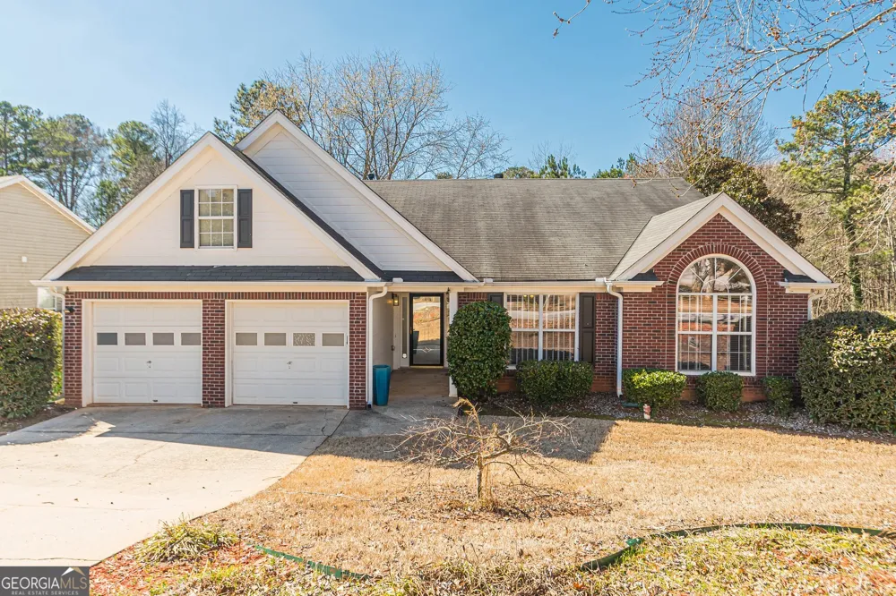 5755 Lakeview CIR Lithonia, GA 30058