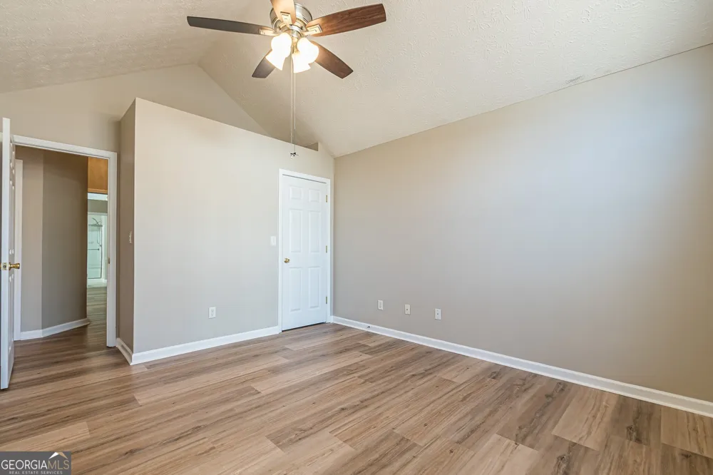 5755 Lakeview CIR Lithonia, GA 30058