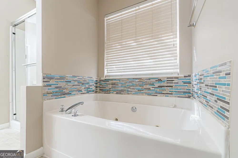 5755 Lakeview CIR Lithonia, GA 30058