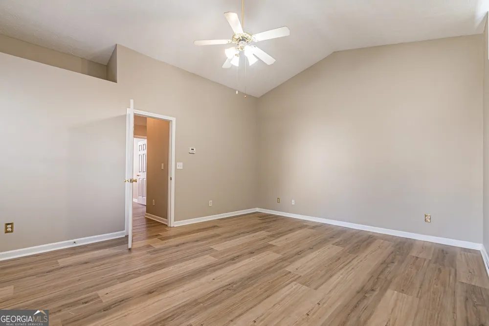 5755 Lakeview CIR Lithonia, GA 30058