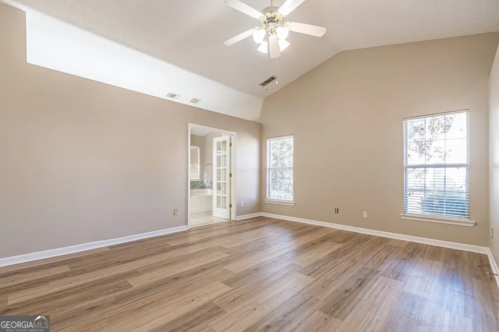 5755 Lakeview CIR Lithonia, GA 30058