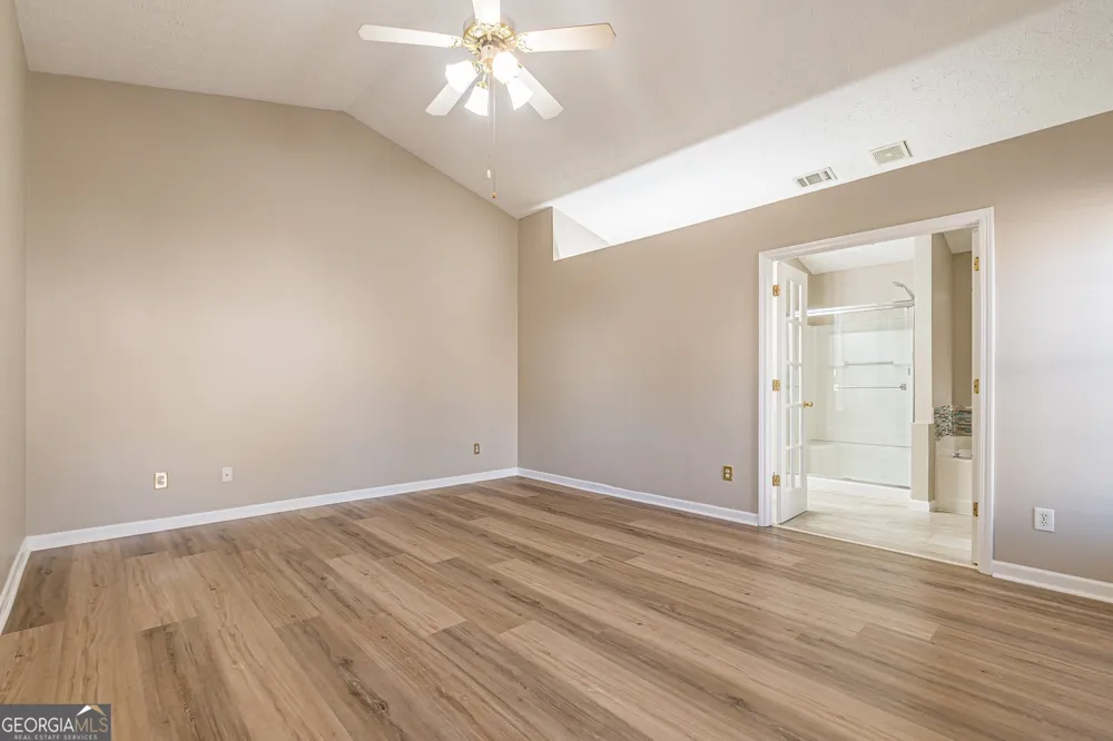 5755 Lakeview CIR Lithonia, GA 30058
