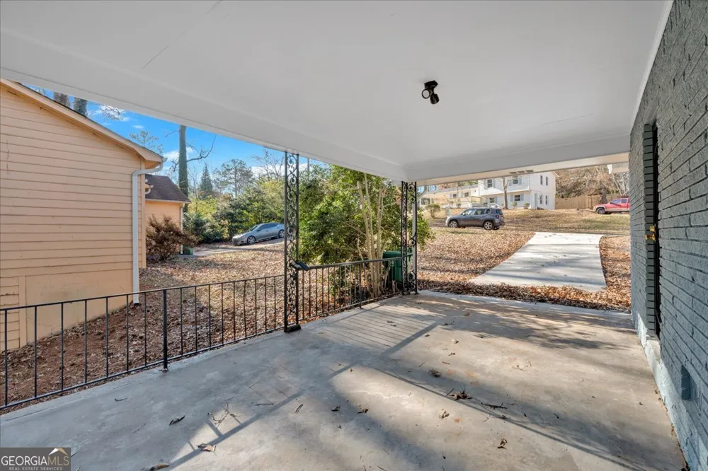 2080 Bluffton WAY Decatur, GA 30035