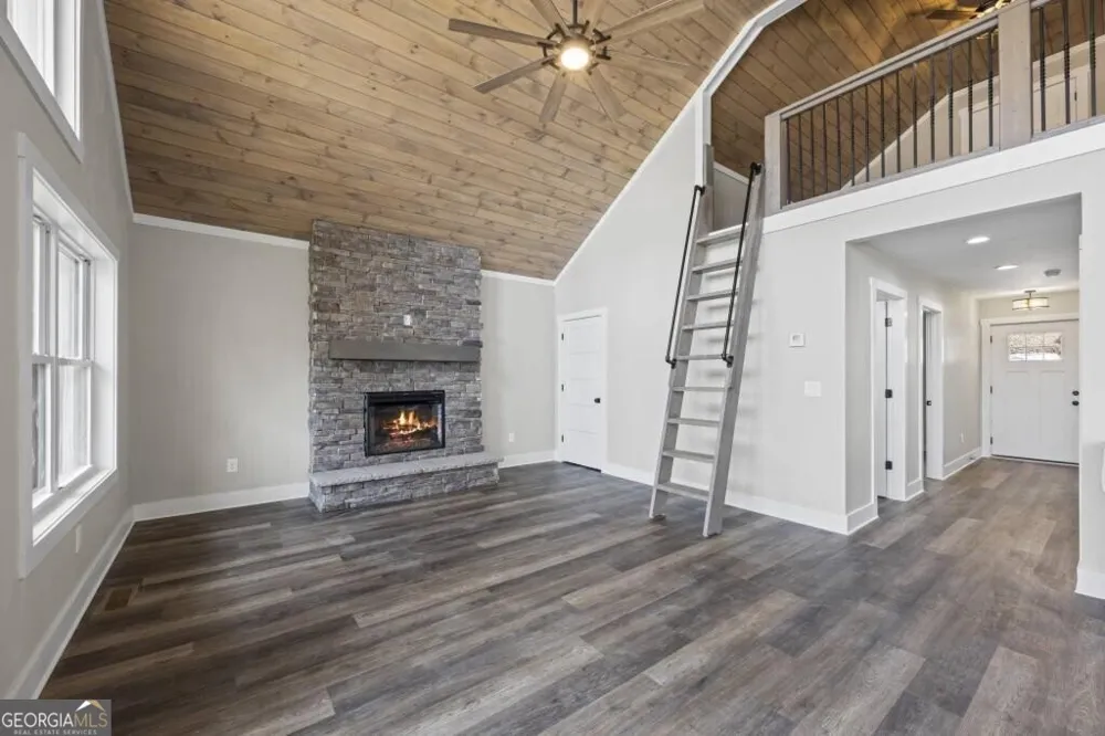 234 Lake View DR Lavonia, GA 30553