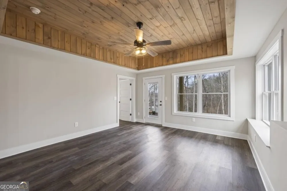 234 Lake View DR Lavonia, GA 30553