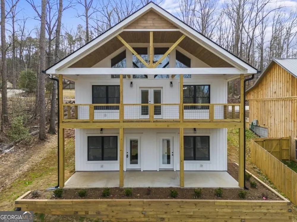 234 Lake View DR Lavonia, GA 30553