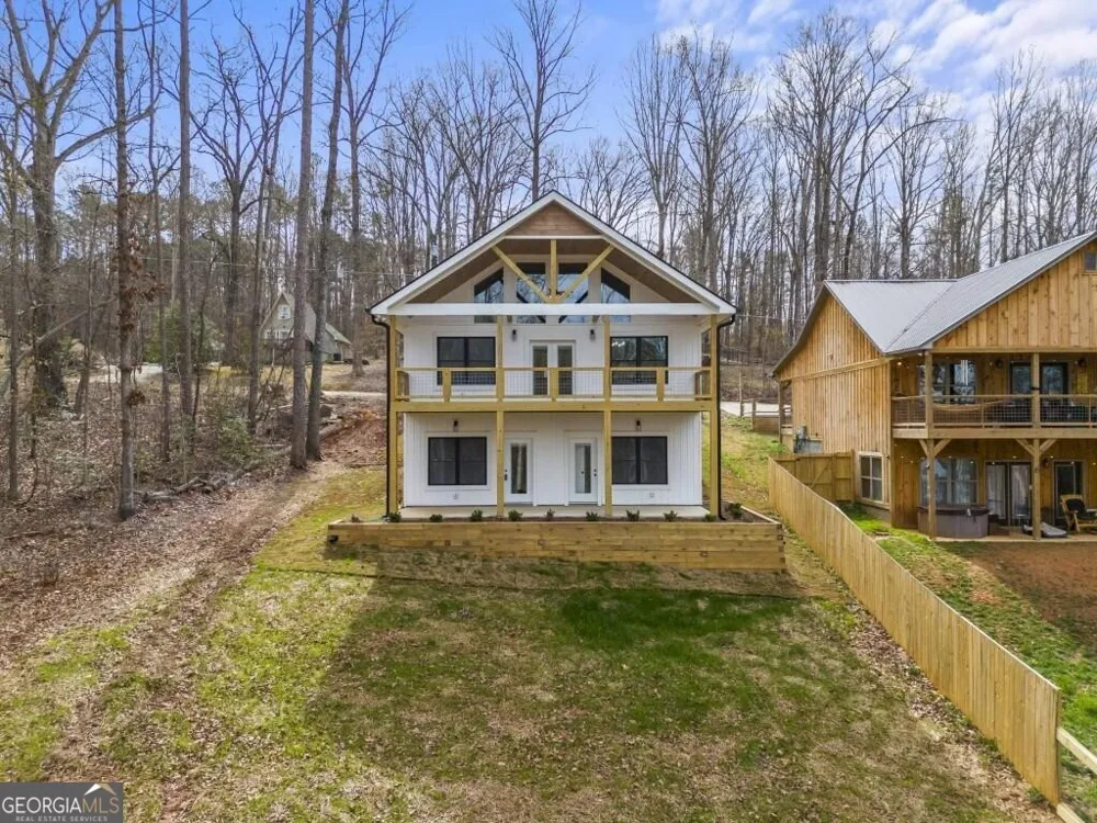 234 Lake View DR Lavonia, GA 30553