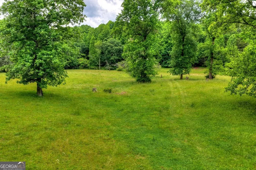 20.11 AC Mountain View RD McCaysville, GA 30555