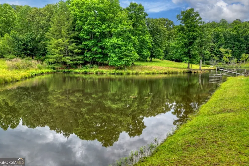 20.11 AC Mountain View RD McCaysville, GA 30555