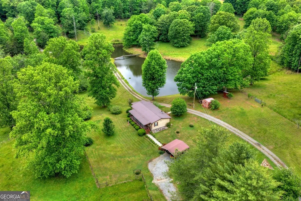 20.11 AC Mountain View RD McCaysville, GA 30555