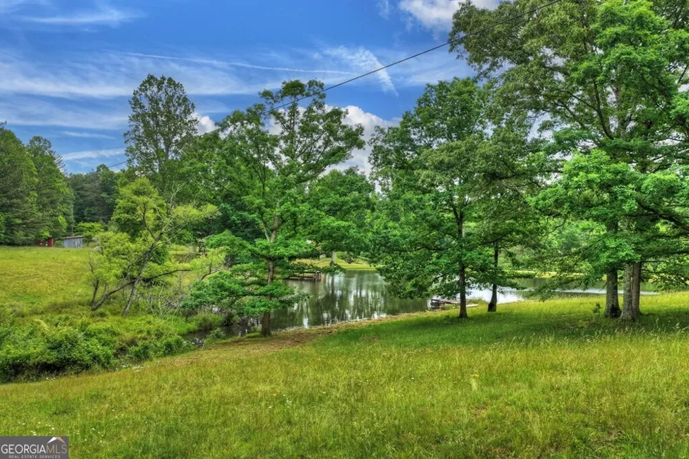 20.11 AC Mountain View RD McCaysville, GA 30555