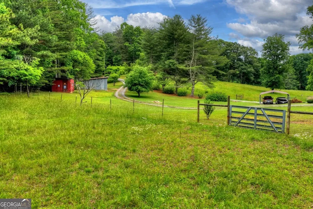 20.11 AC Mountain View RD McCaysville, GA 30555