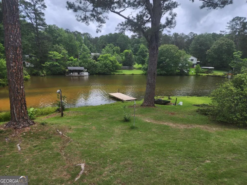 366 E Pine Lake DR West Point, GA 31833
