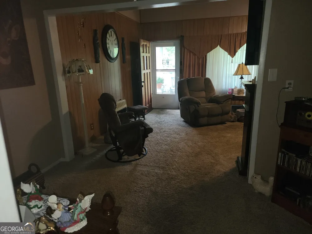 366 E Pine Lake DR West Point, GA 31833