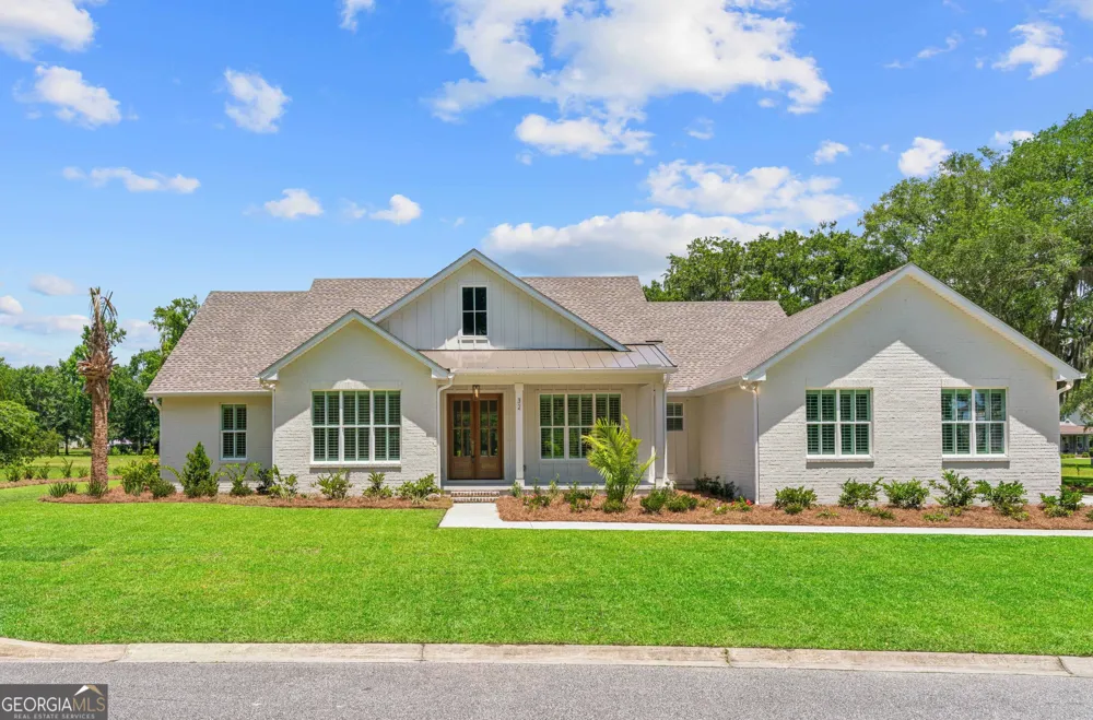 32 Pearl CT Waverly, GA 31565
